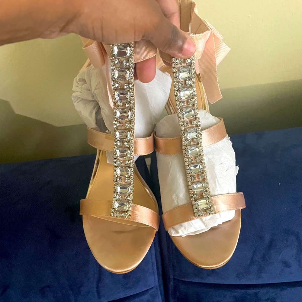 Jewel Badgley Mischka evening heels
